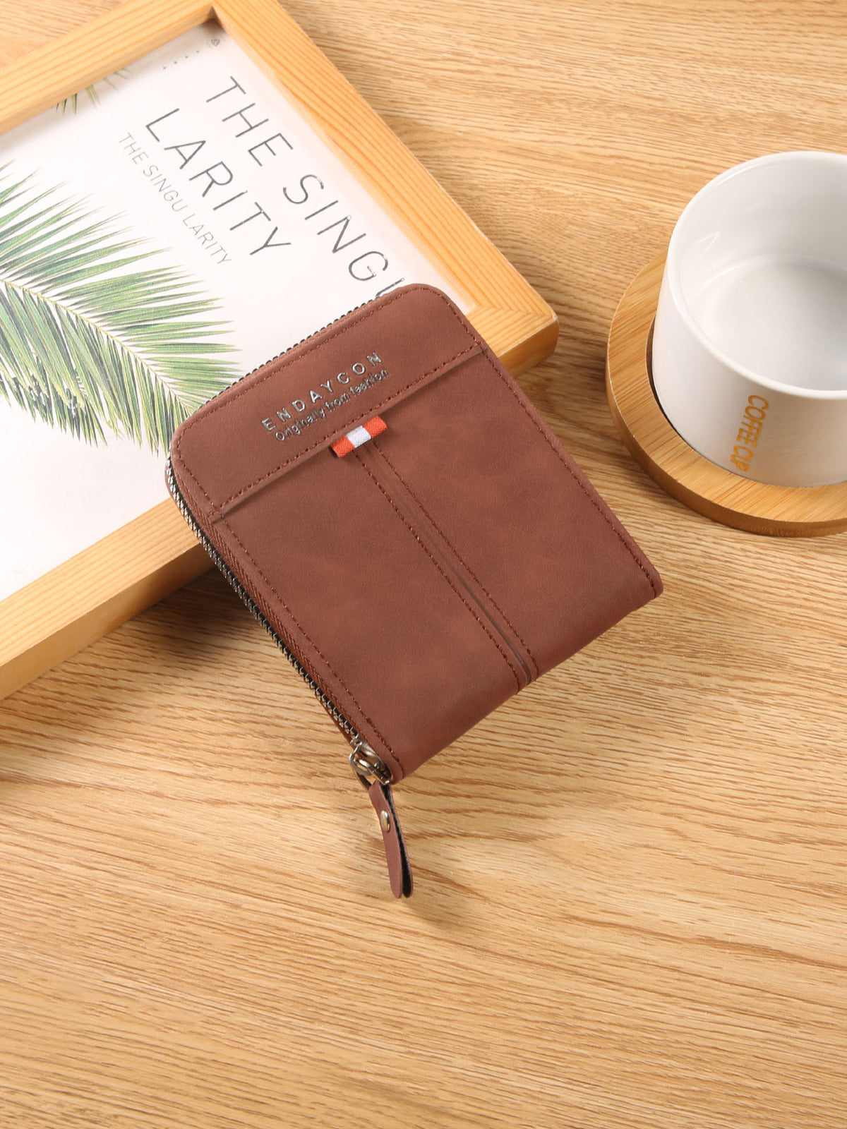Endaycon New Men's Wallet Short Horizontal Zipper Coin Purse Retro Casual Buckle Zipper